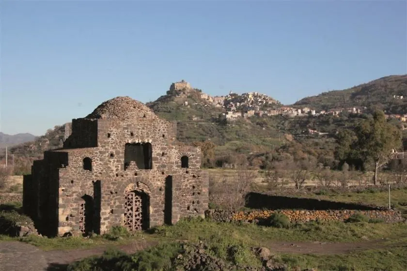 Villa Santa Maria Castiglione De Sicilia 0*,